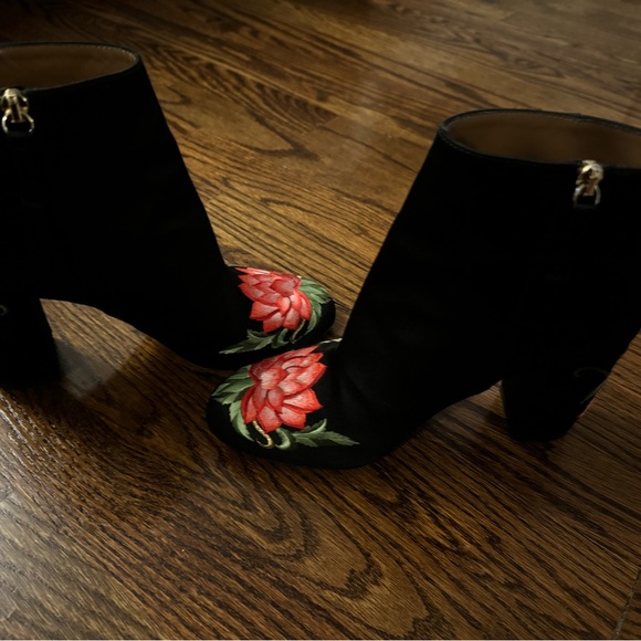 Aquazzura Black satin booties size 37 - never worn perfect condition. - Picture 5 of 6